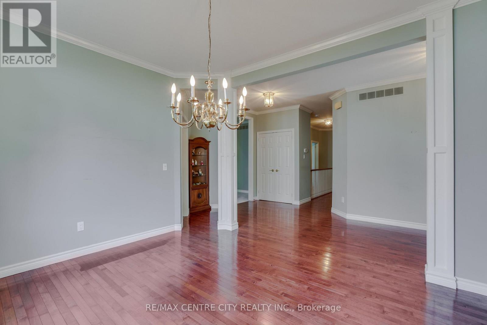68 - 1040 Riverside Drive, London North (North Q), ON