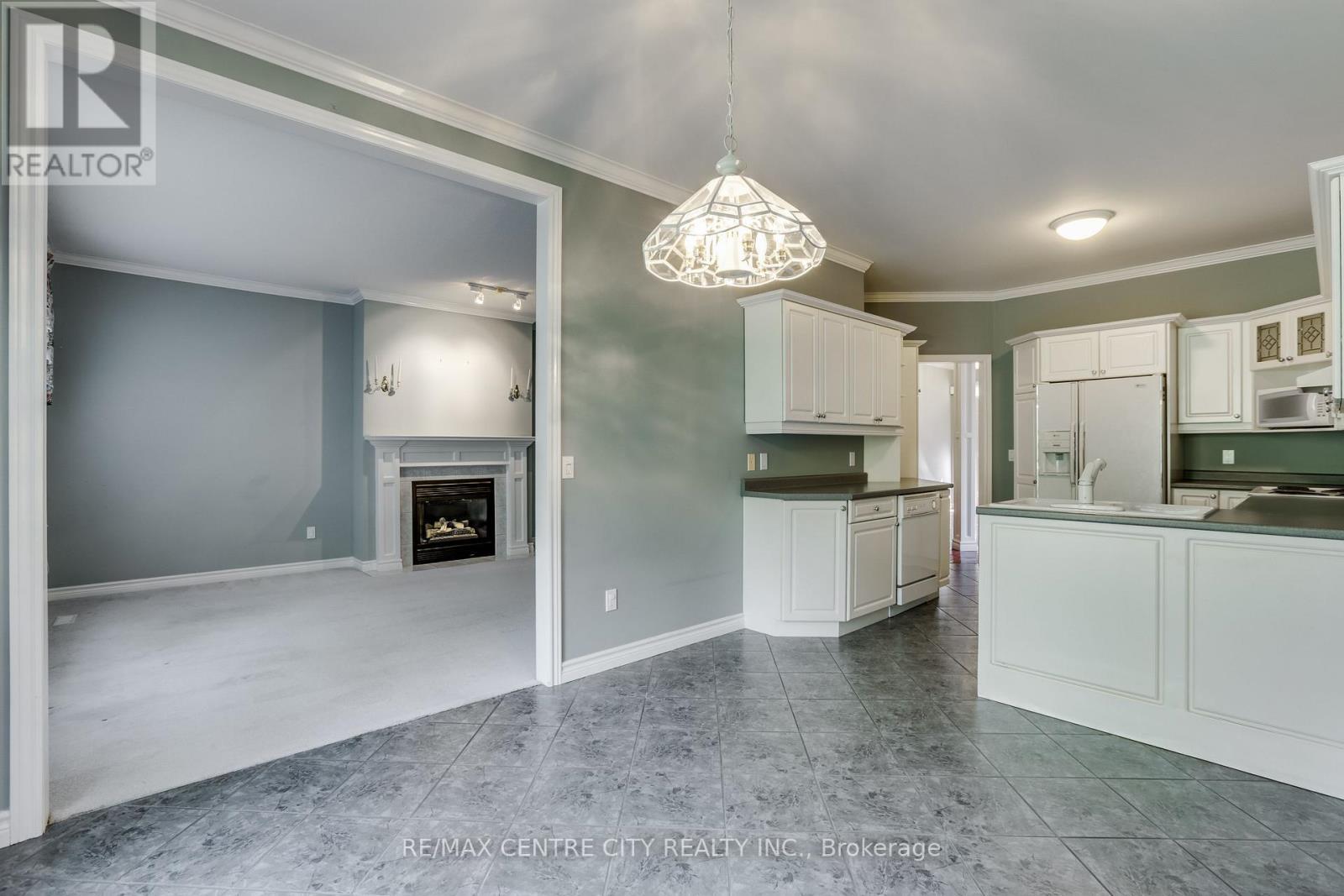 68 - 1040 Riverside Drive, London North (North Q), ON