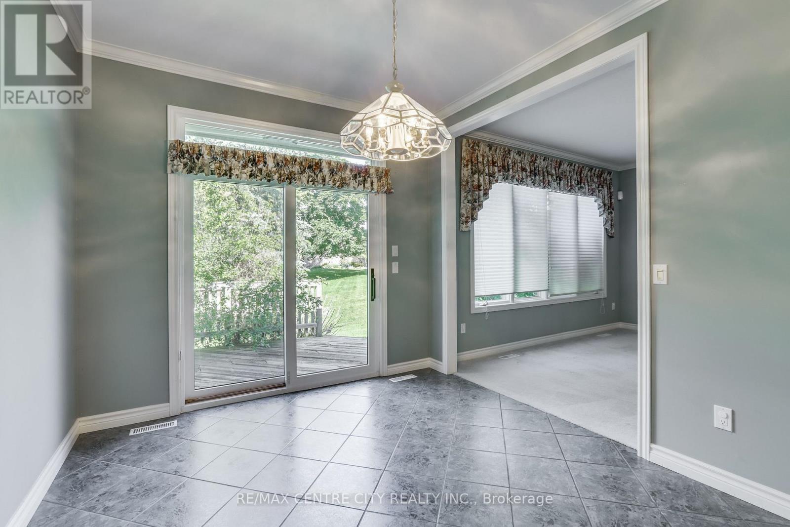 68 - 1040 Riverside Drive, London North (North Q), ON