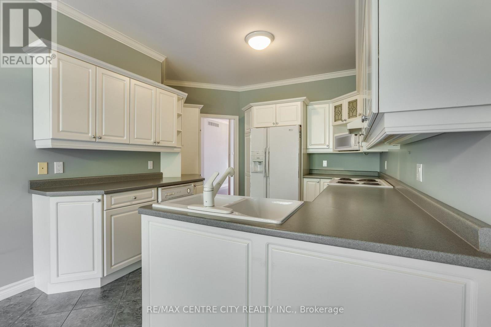 68 - 1040 Riverside Drive, London North (North Q), ON