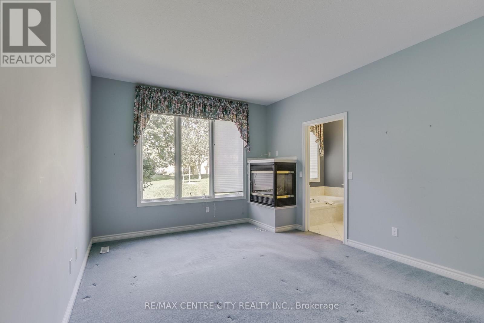 68 - 1040 Riverside Drive, London North (North Q), ON
