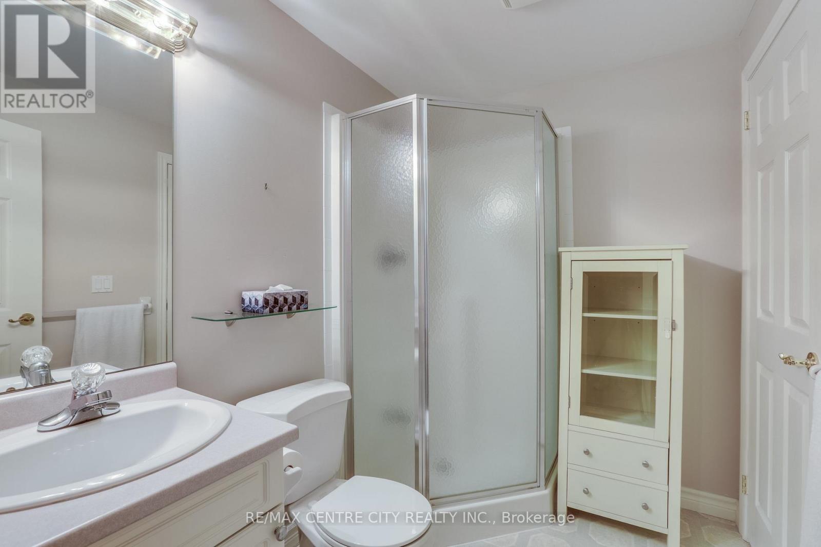 68 - 1040 Riverside Drive, London North (North Q), ON