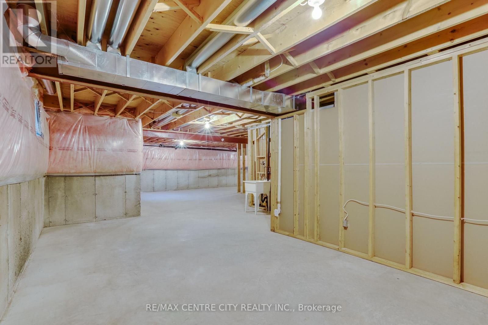 68 - 1040 Riverside Drive, London North (North Q), ON