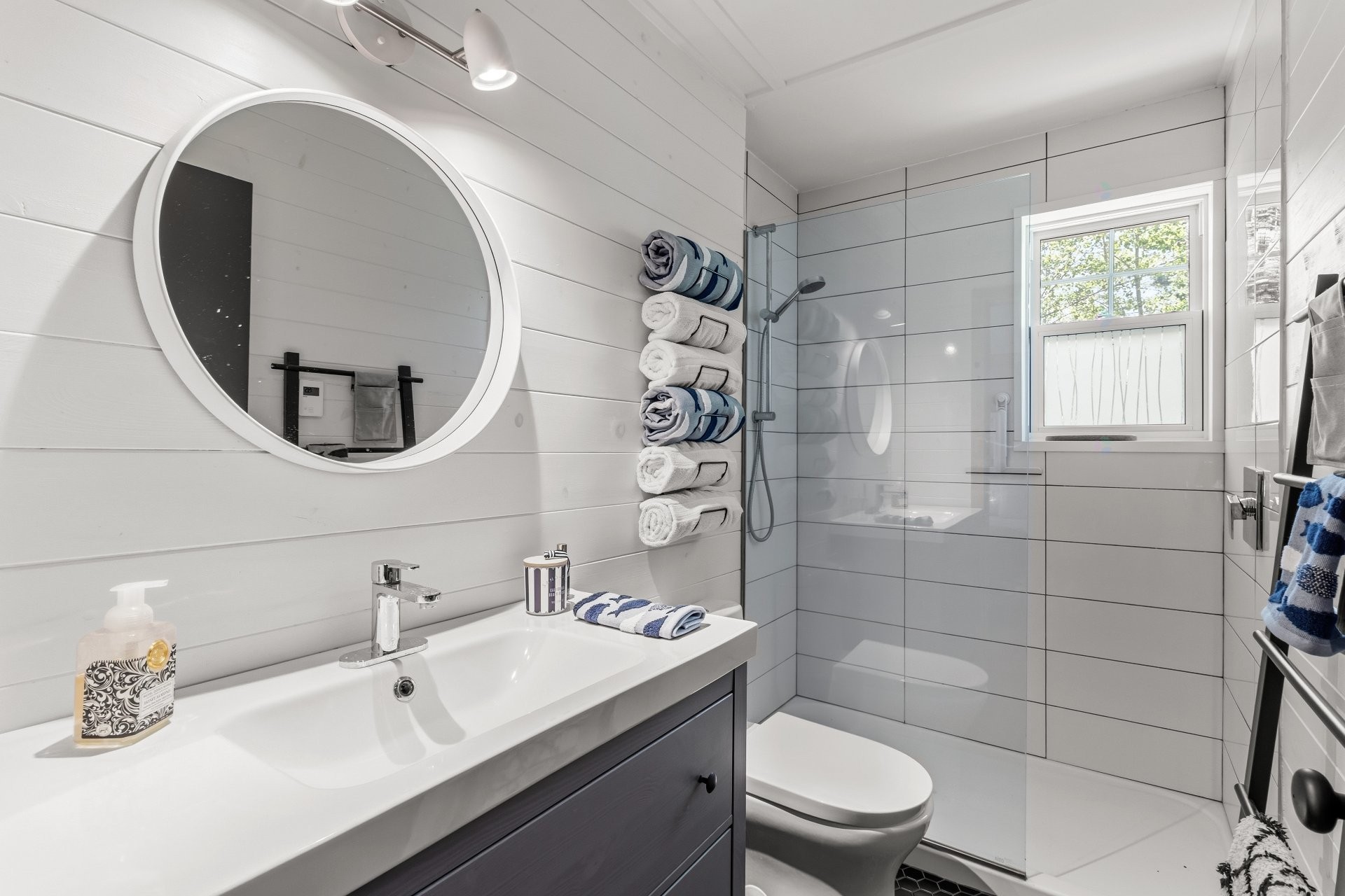 Salle de bains - 529 Rue Bordeleau, Magog, QC - Indoor Photo Showing Bathroom