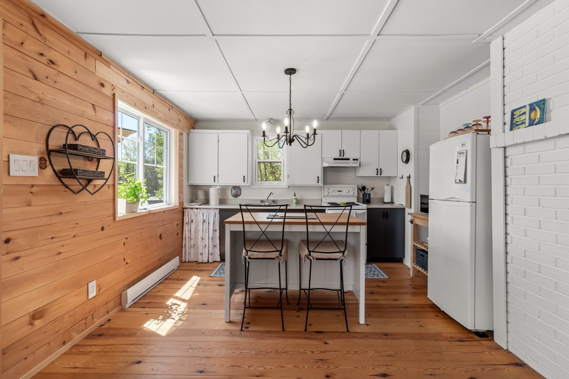 Cuisine - 529 Rue Bordeleau, Magog, QC - Indoor Photo Showing Kitchen