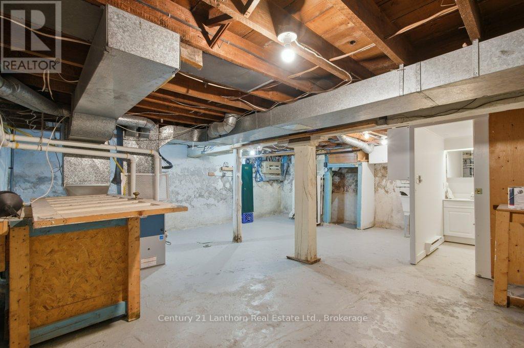 7 Purdy Street, Belleville (Belleville Ward), ON - Indoor Photo Showing Basement