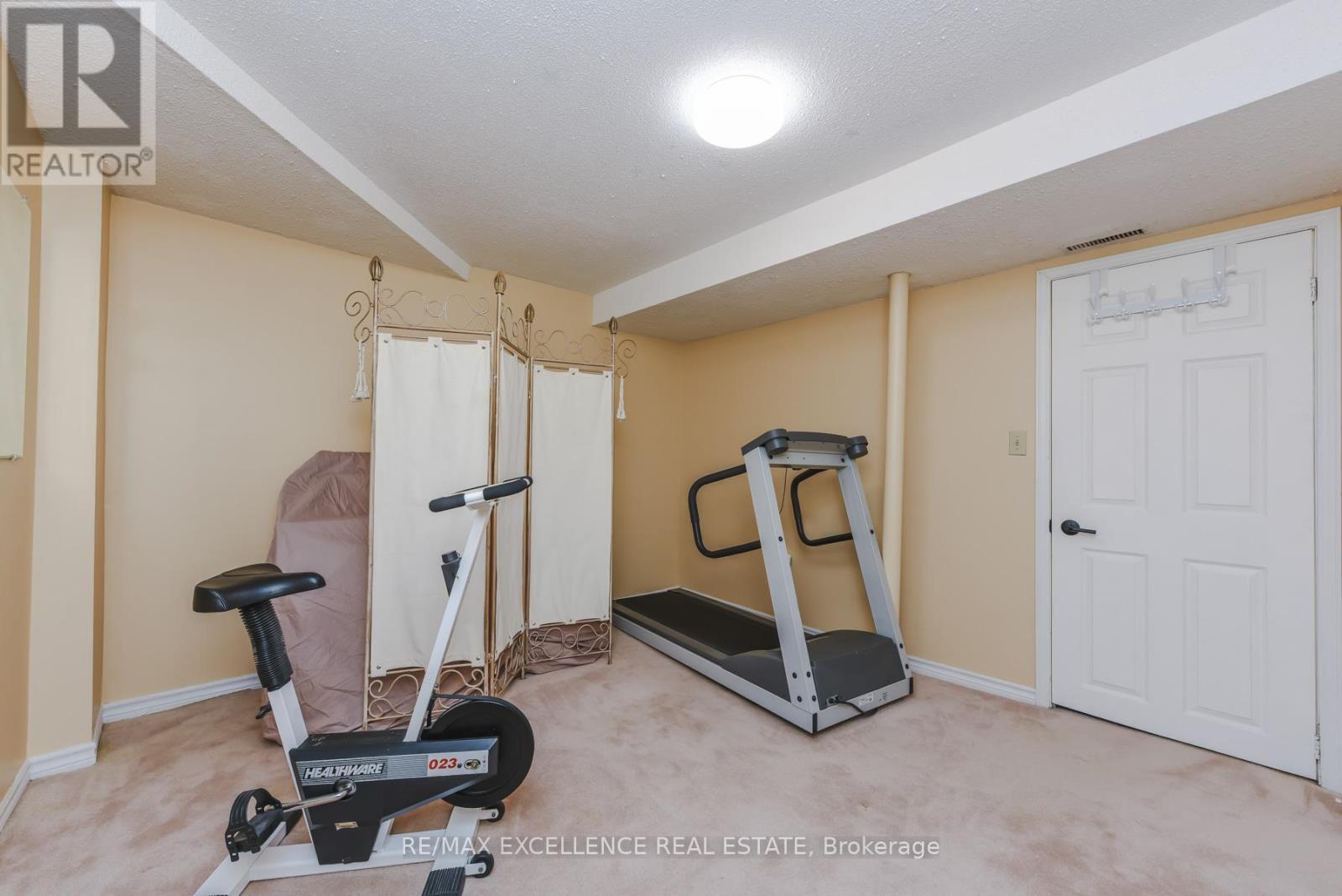 62 Atkins Circle, Brampton, ON - Indoor Photo Showing Gym Room
