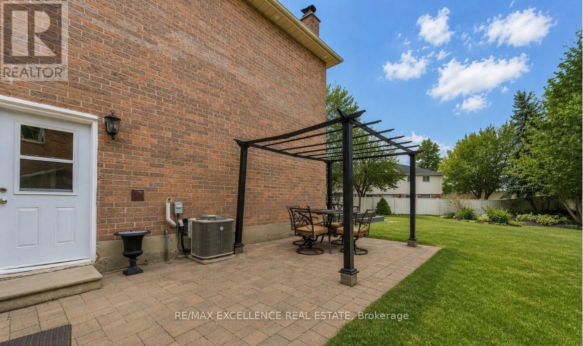 62 Atkins Circle, Brampton, ON - Outdoor