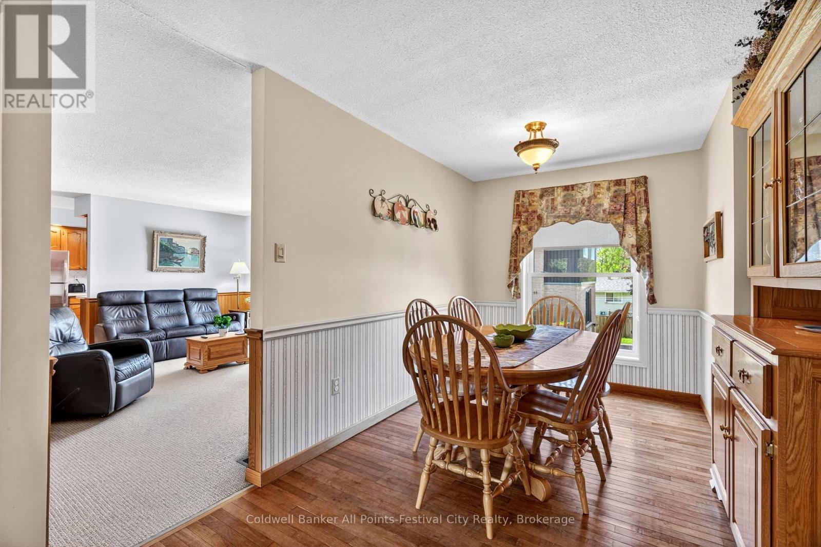 30 Mohawk Crescent, Central Huron (Clinton), ON - Indoor Photo Showing Dining Room