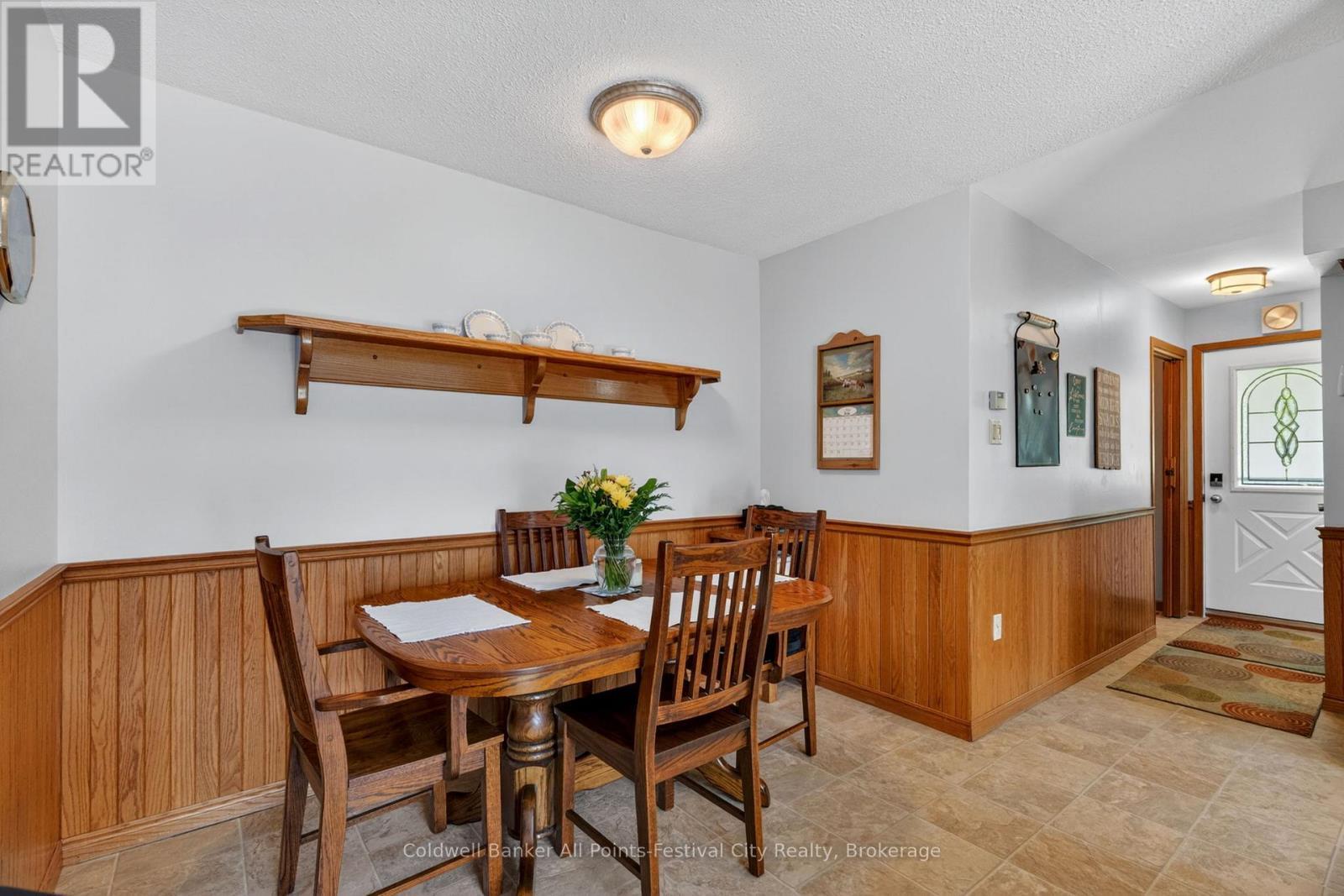 30 Mohawk Crescent, Central Huron (Clinton), ON - Indoor Photo Showing Dining Room