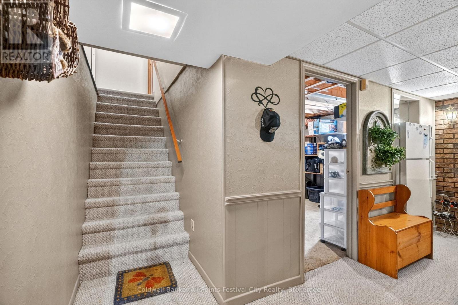 30 Mohawk Crescent, Central Huron (Clinton), ON - Indoor Photo Showing Other Room