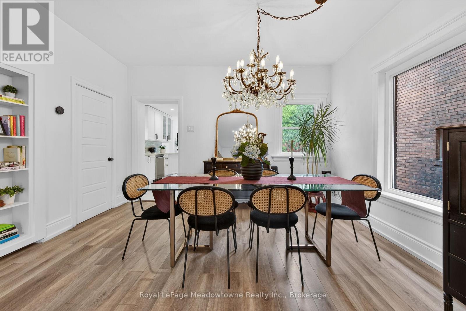 216 Maplewood Avenue, Hamilton (Blakeley), ON - Indoor Photo Showing Dining Room