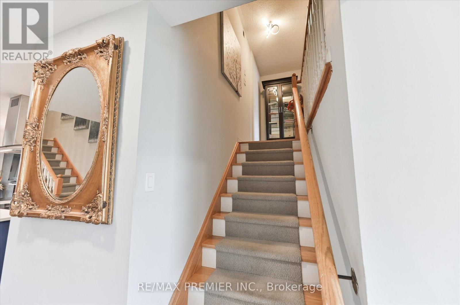 60 Tumbleweed Court, Vaughan, ON - Indoor Photo Showing Other Room
