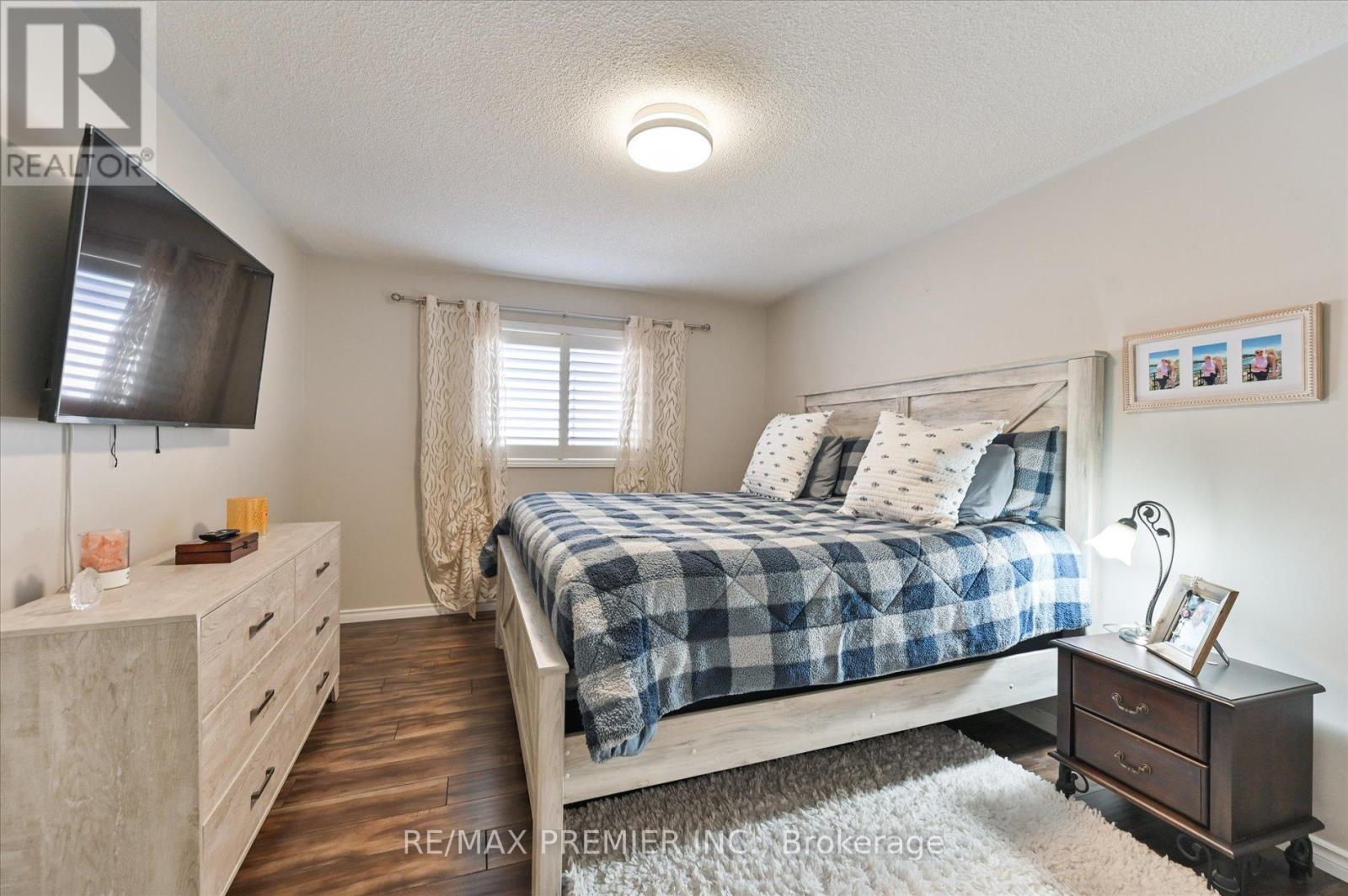 60 Tumbleweed Court, Vaughan, ON - Indoor Photo Showing Bedroom