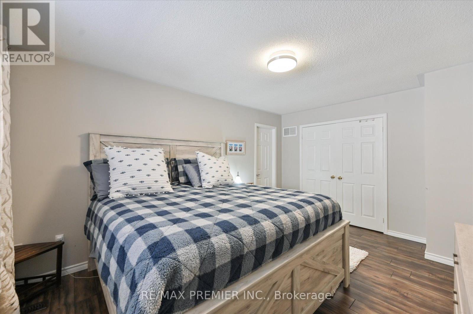 60 Tumbleweed Court, Vaughan, ON - Indoor Photo Showing Bedroom