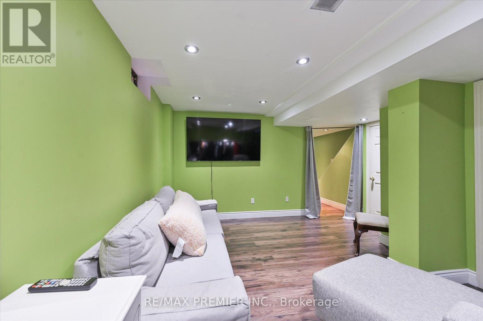 60 Tumbleweed Court, Vaughan, ON - Indoor Photo Showing Bedroom