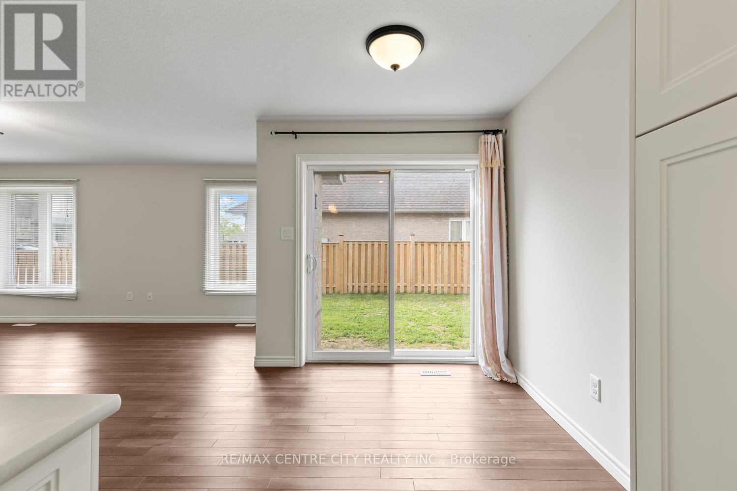 657 Tennent Avenue, London North (North H), ON - Indoor Photo Showing Other Room