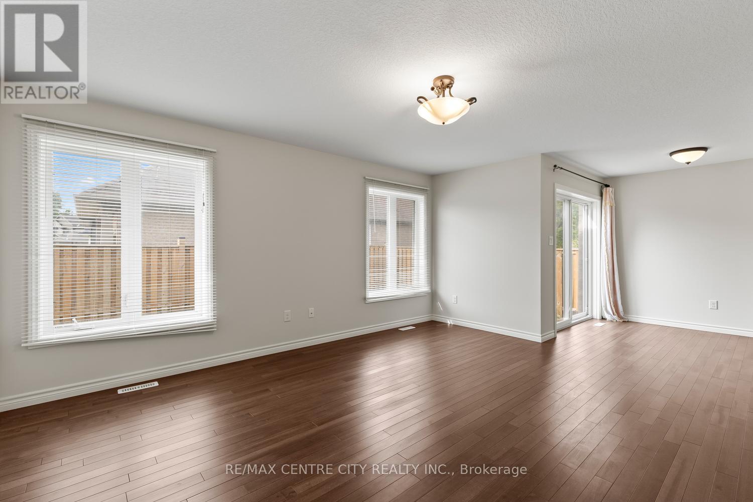 657 Tennent Avenue, London North (North H), ON - Indoor Photo Showing Other Room