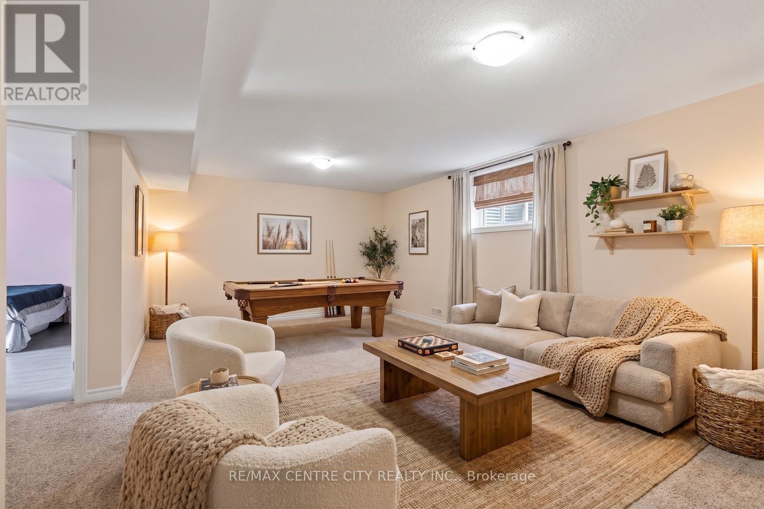 Lower Level Family Room - 657 Tennent Avenue, London North (North H), ON - Indoor Photo Showing Living Room