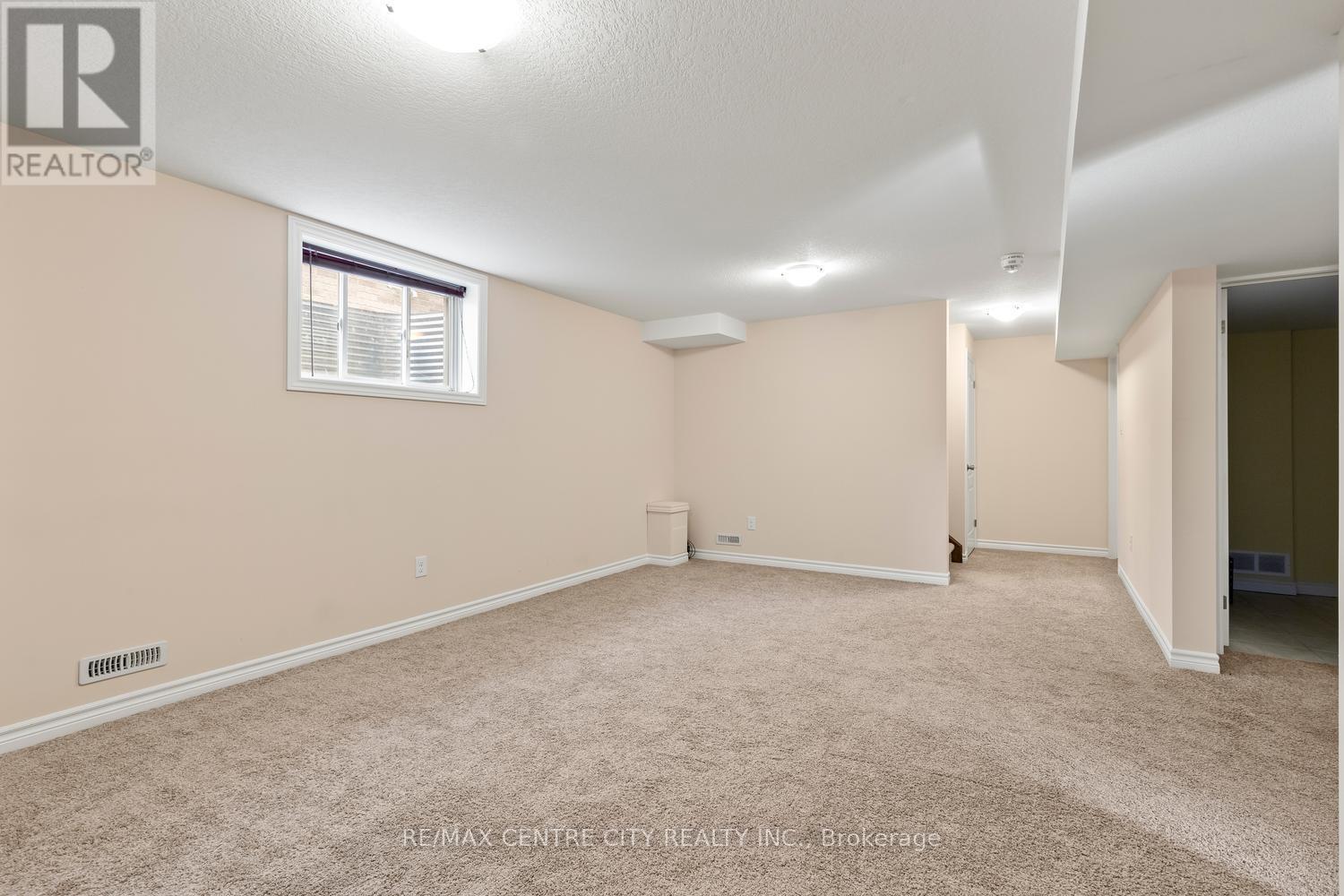 657 Tennent Avenue, London North (North H), ON - Indoor