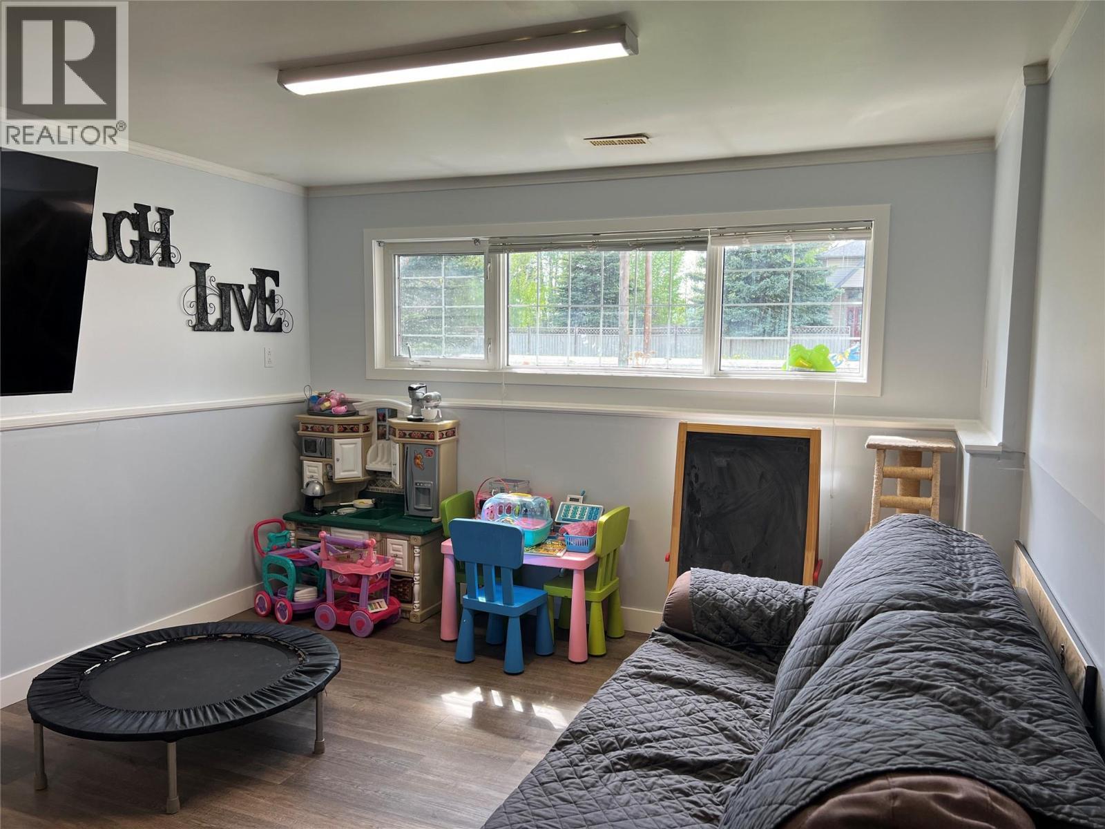 5120 41 Street Ne, Chetwynd, BC