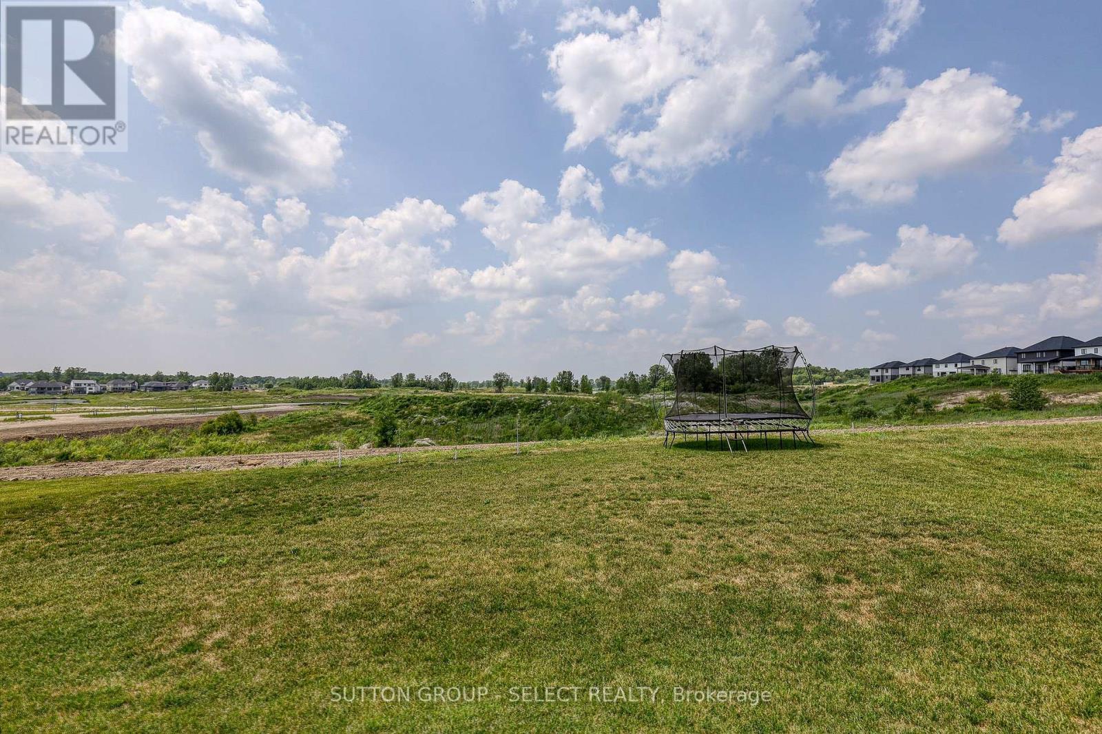61 Crestview Drive, Middlesex Centre, ON - Outdoor With View