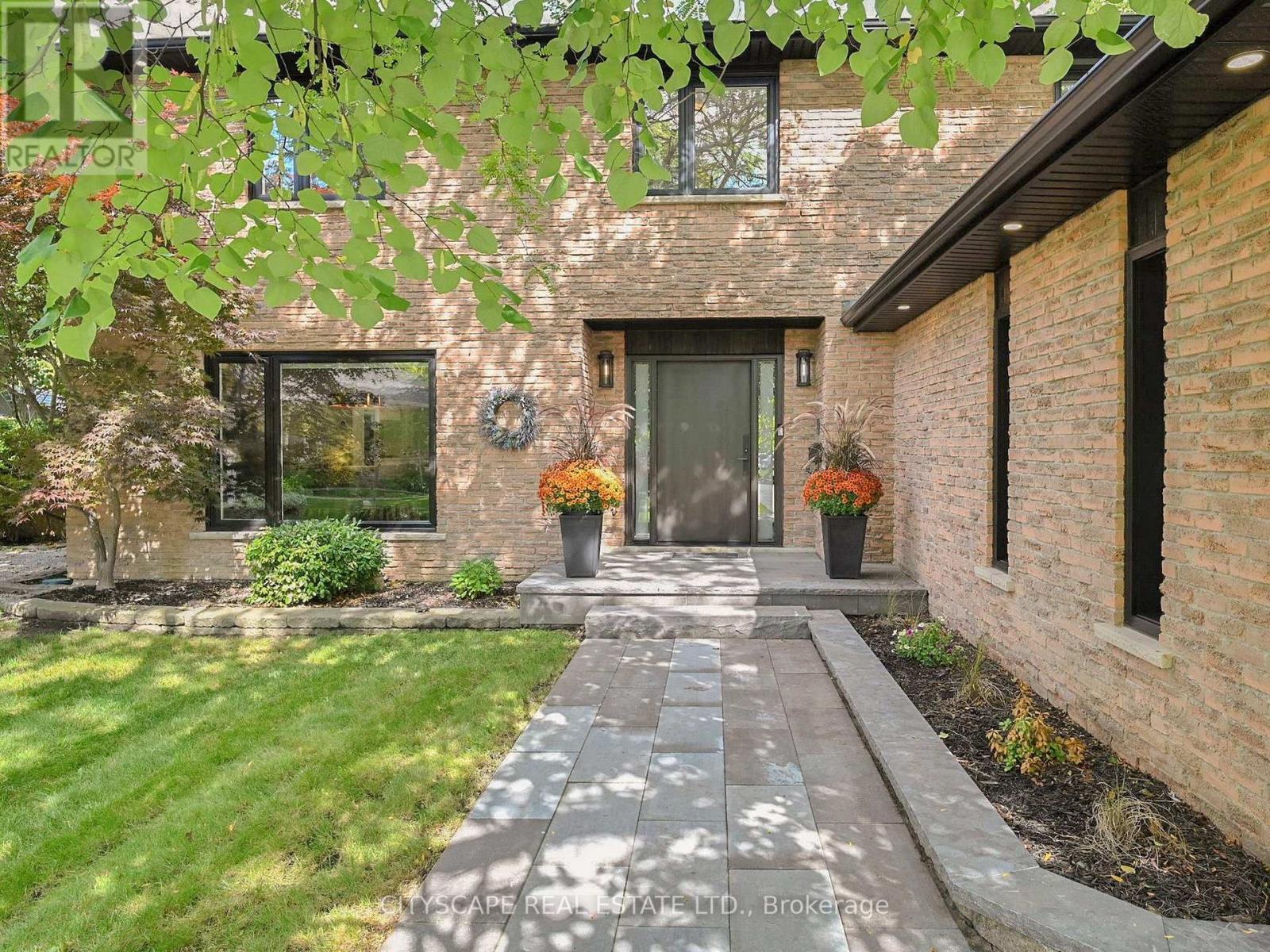 2585 Kenna Court, Mississauga, ON - Outdoor