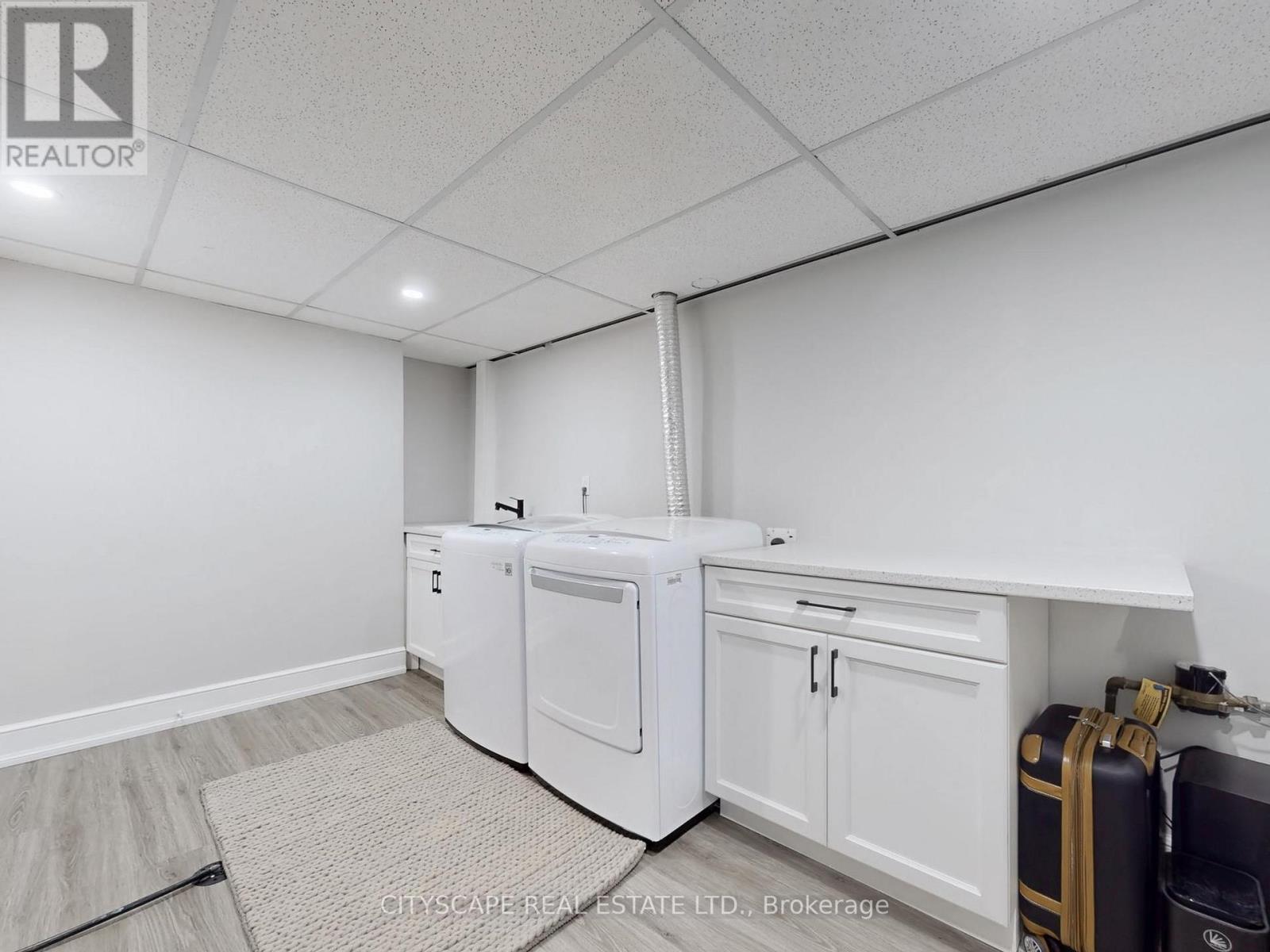 2585 Kenna Court, Mississauga, ON - Indoor