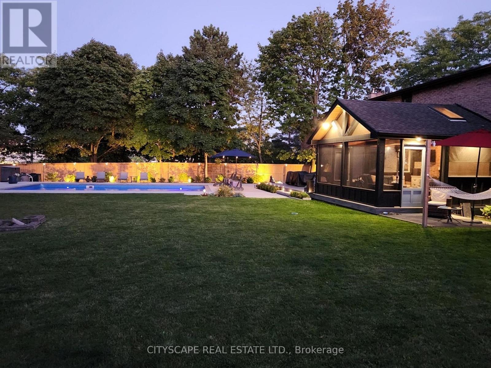 2585 Kenna Court, Mississauga, ON - Outdoor
