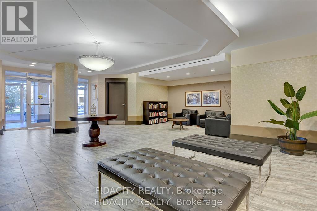 2E - 310 Central Park Drive, Ottawa, ON - Indoor