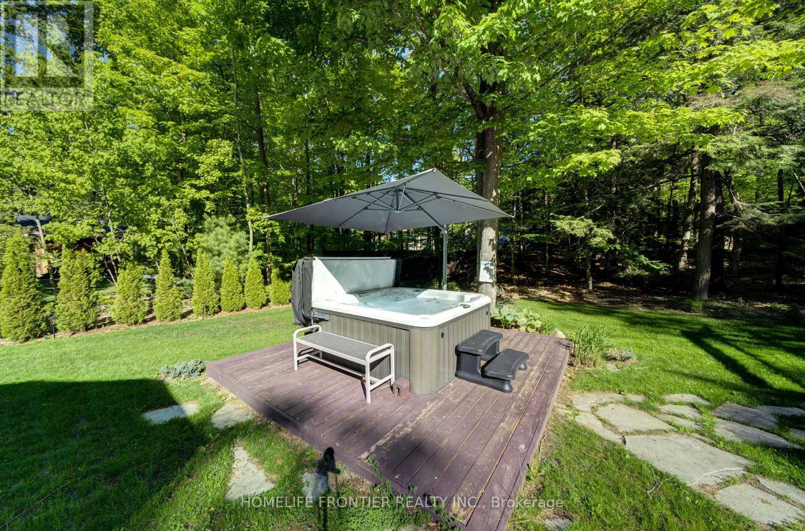 42 Forest Circle, Tiny, ON - Outdoor With Deck Patio Veranda