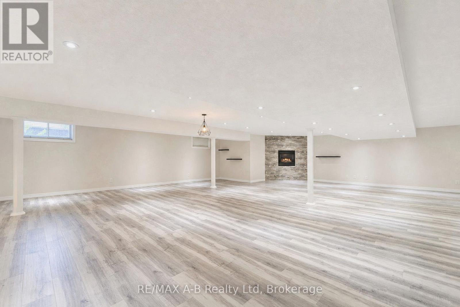 70 Kenton Street, West Perth (Mitchell), ON - Indoor Photo Showing Other Room