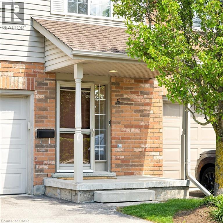 15 Gregg Court Unit# 5, Kitchener, ON - Outdoor With Exterior
