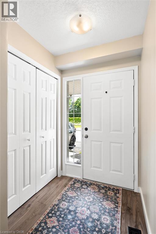 15 Gregg Court Unit# 5, Kitchener, ON - Indoor Photo Showing Other Room