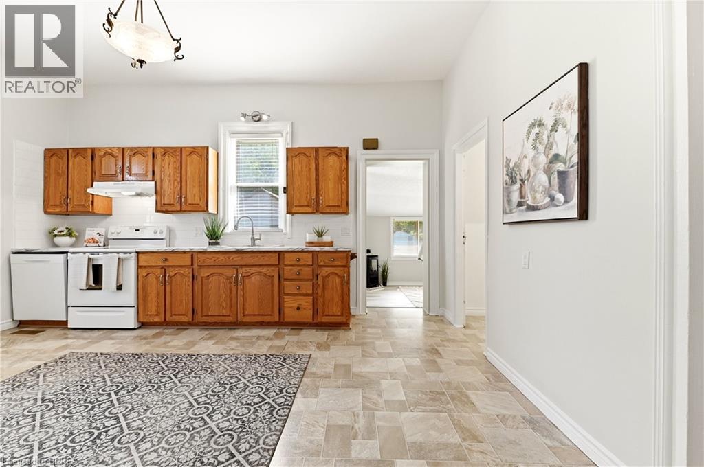 277 Main Street, Delhi, ON - Indoor Photo Showing Kitchen