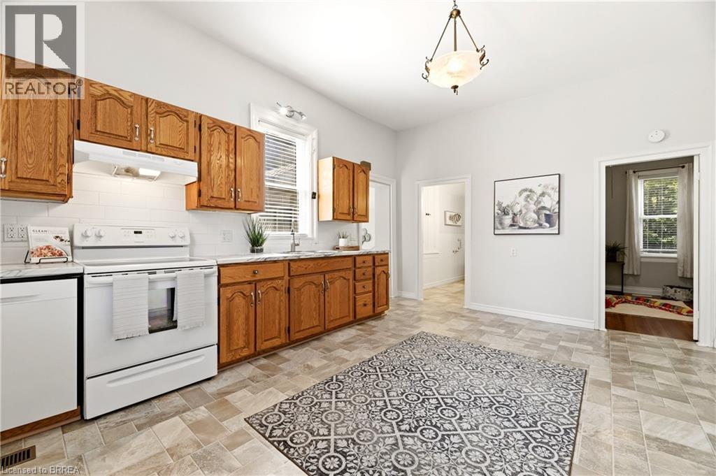 277 Main Street, Delhi, ON - Indoor Photo Showing Kitchen