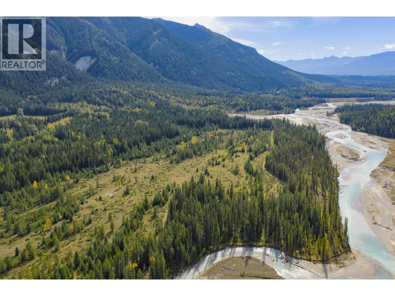 2237 Blaeberry Road, Golden, BC