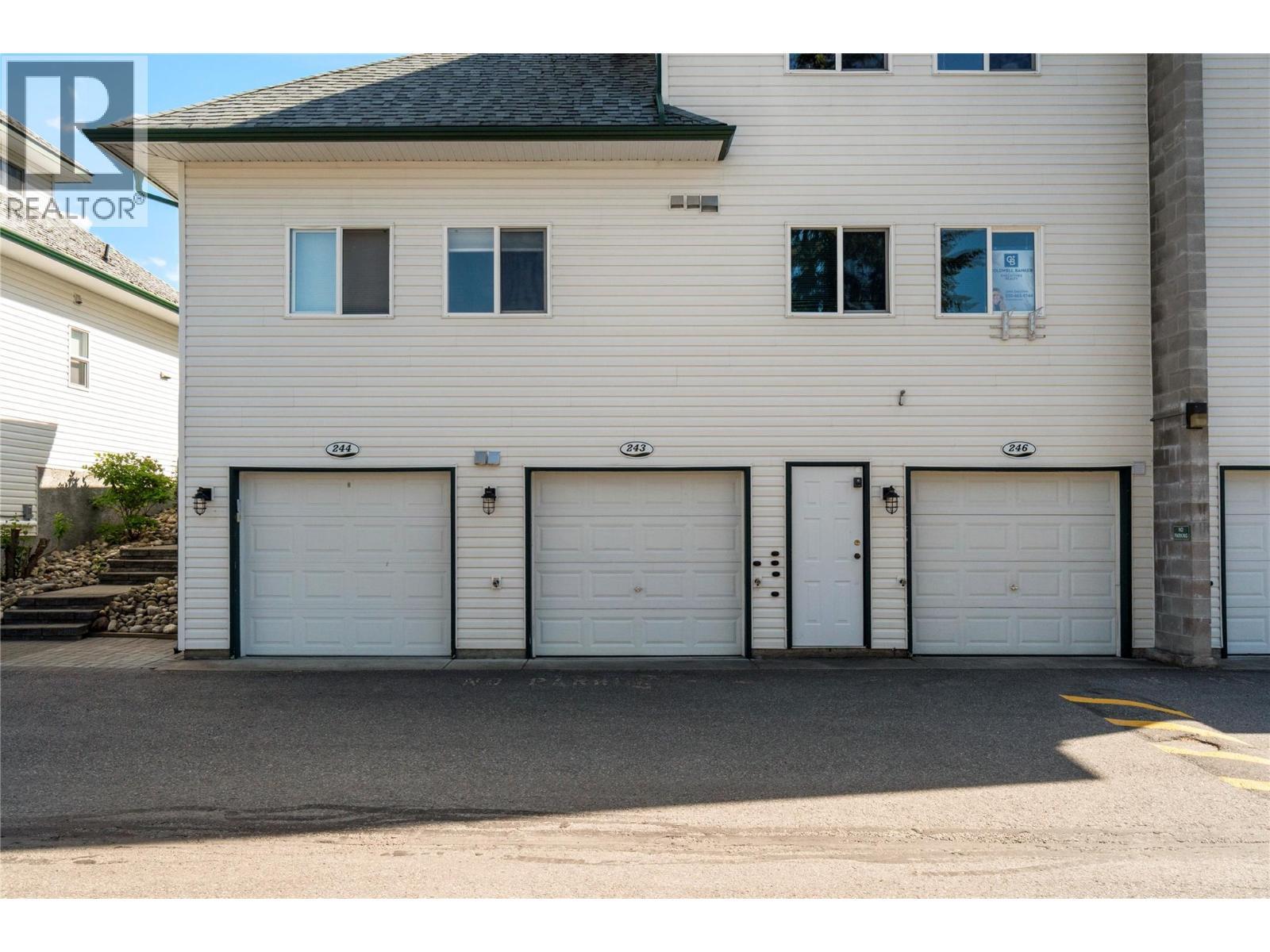 213 White Pine Crescent Unit# 243, Sicamous, BC - Outdoor With Exterior