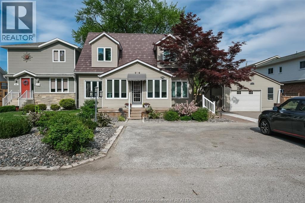 458 John M, Windsor, ON - Outdoor With Facade