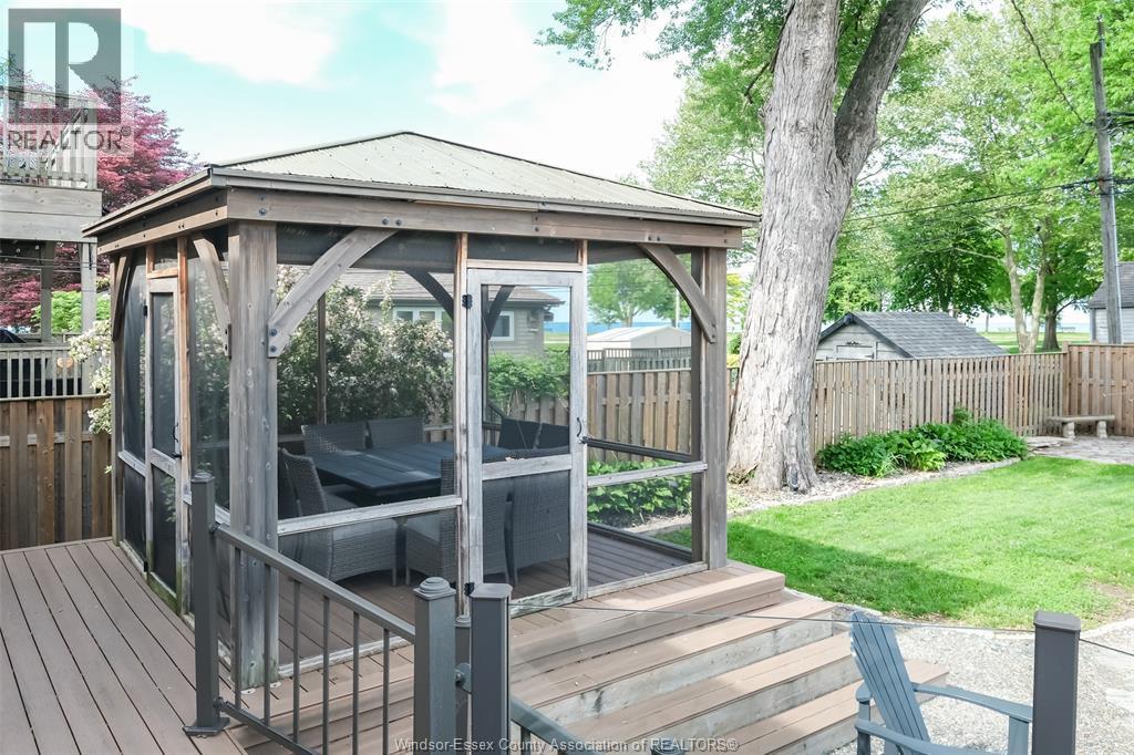 458 John M, Windsor, ON - Outdoor With Deck Patio Veranda