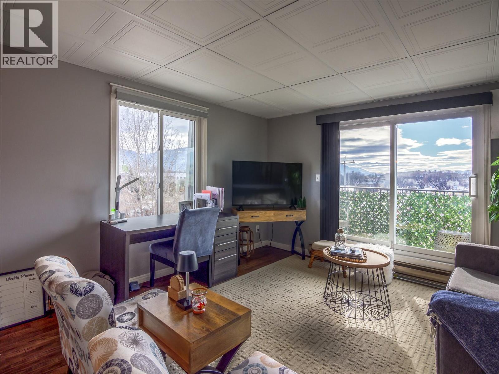 922 Dynes Avenue Unit# 301, Penticton, BC