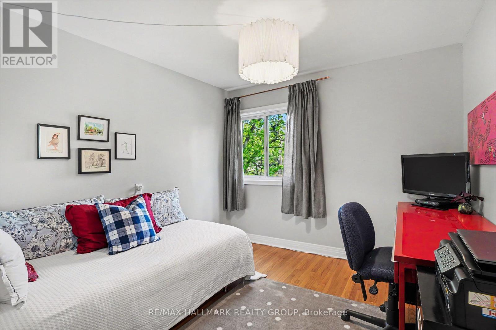 371 Sunnyside Avenue, Ottawa, ON - Indoor