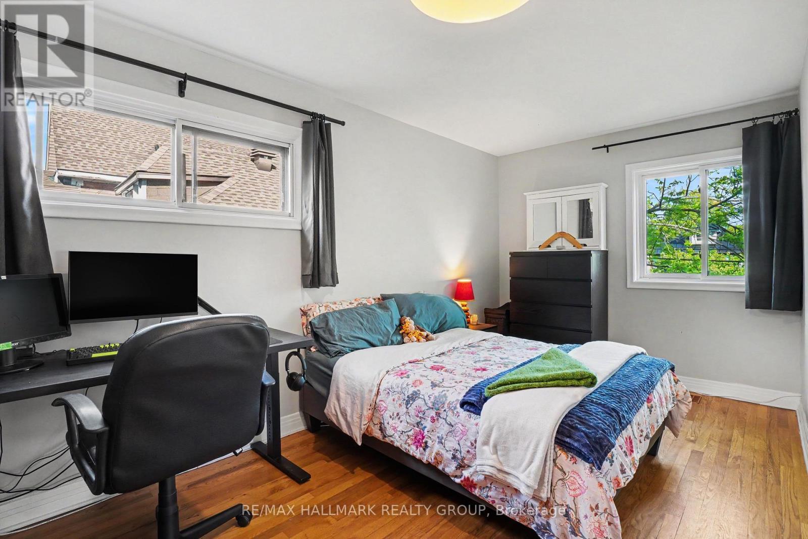 371 Sunnyside Avenue, Ottawa, ON - Indoor Photo Showing Bedroom