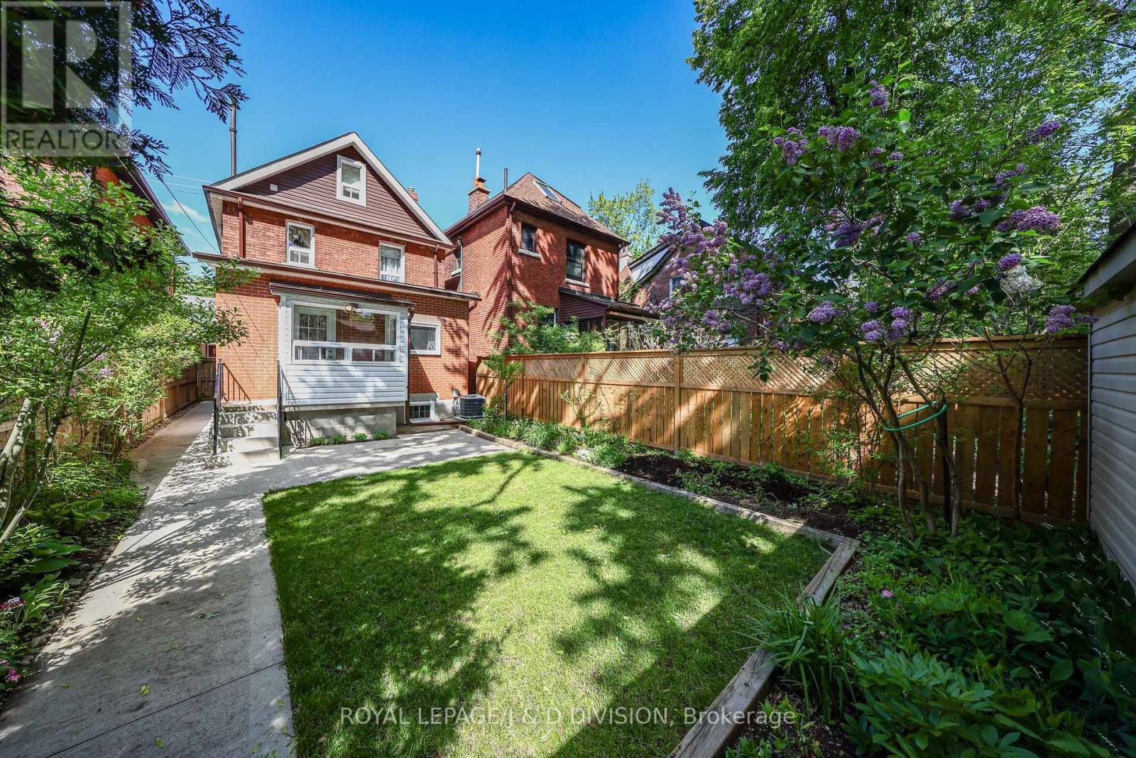 553 Runnymede Road, Toronto, ON - Outdoor