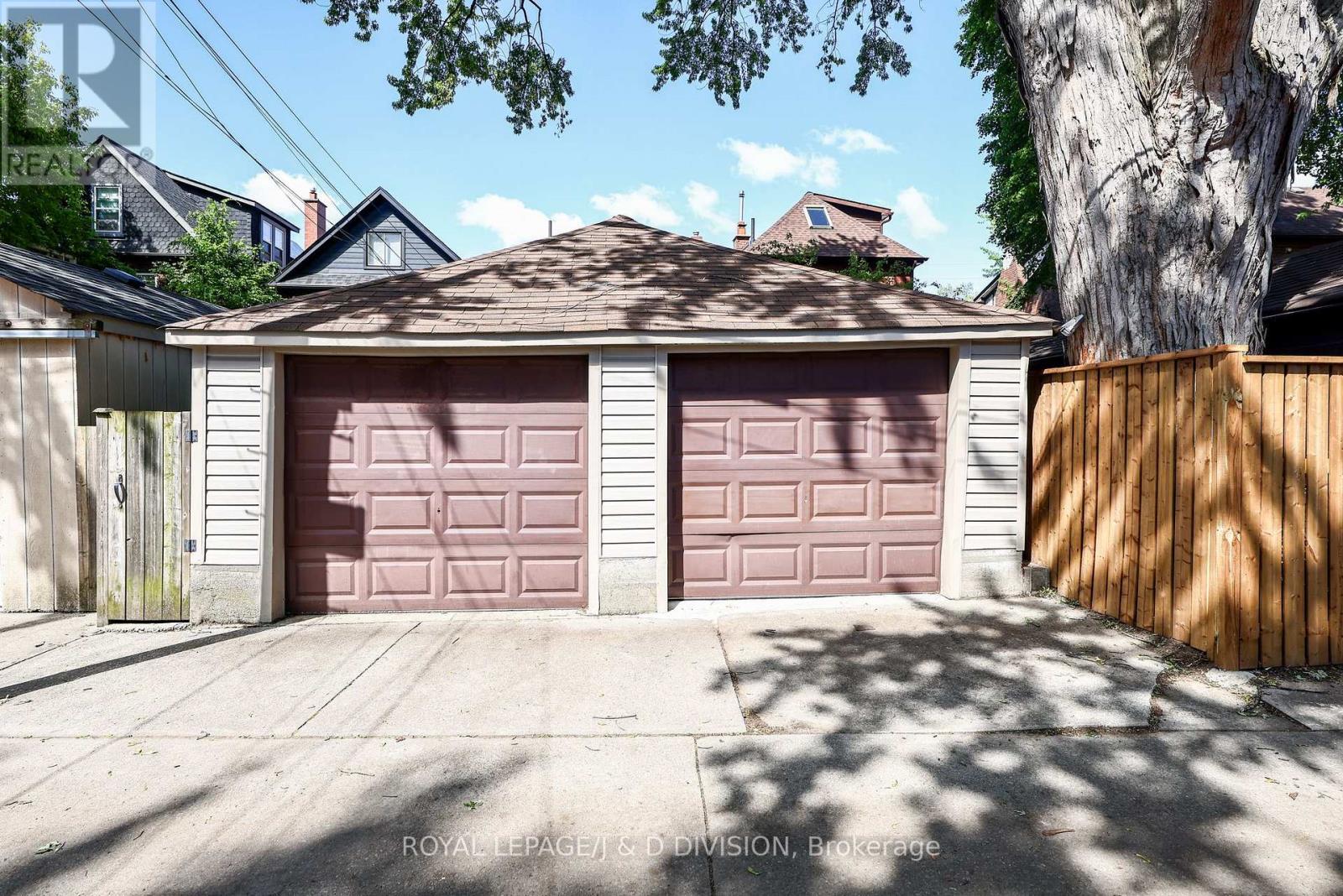 553 Runnymede Road, Toronto, ON - Outdoor