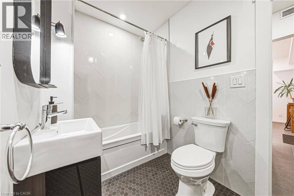 153 Elgin Street, Hamilton, ON