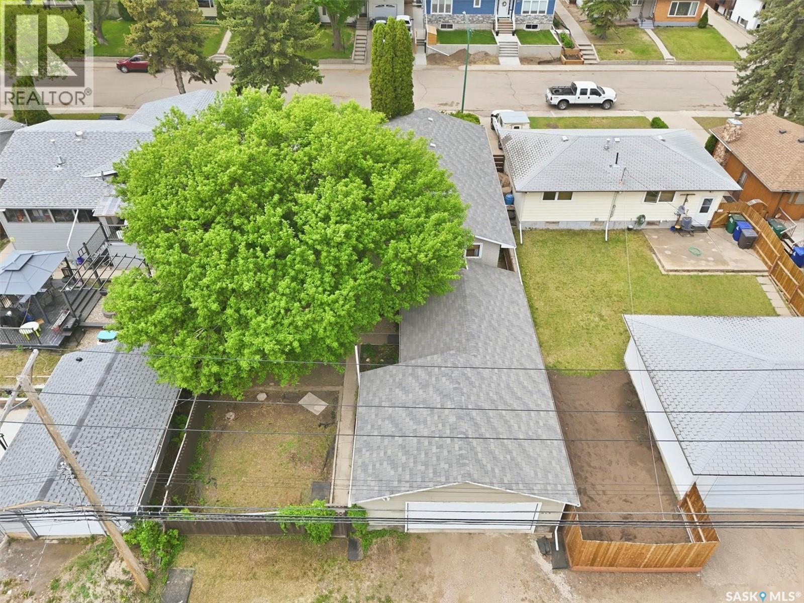 914 Trotter Crescent, Saskatoon, SK - Outdoor