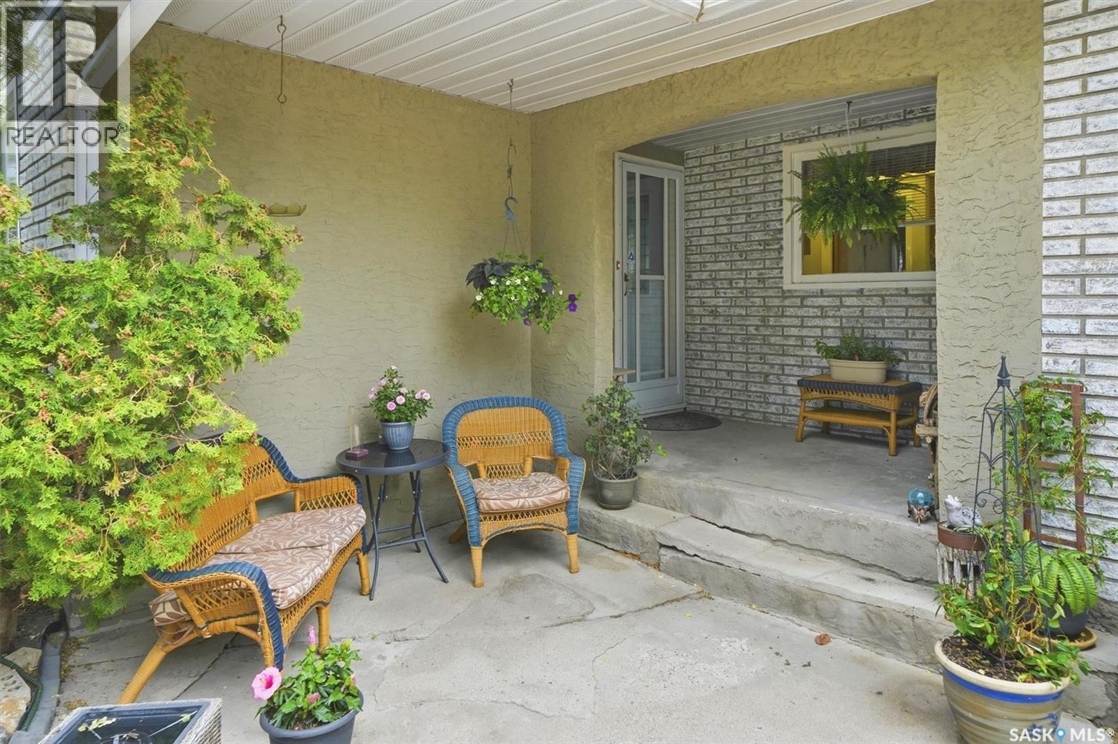 914 Trotter Crescent, Saskatoon, SK - Outdoor With Deck Patio Veranda