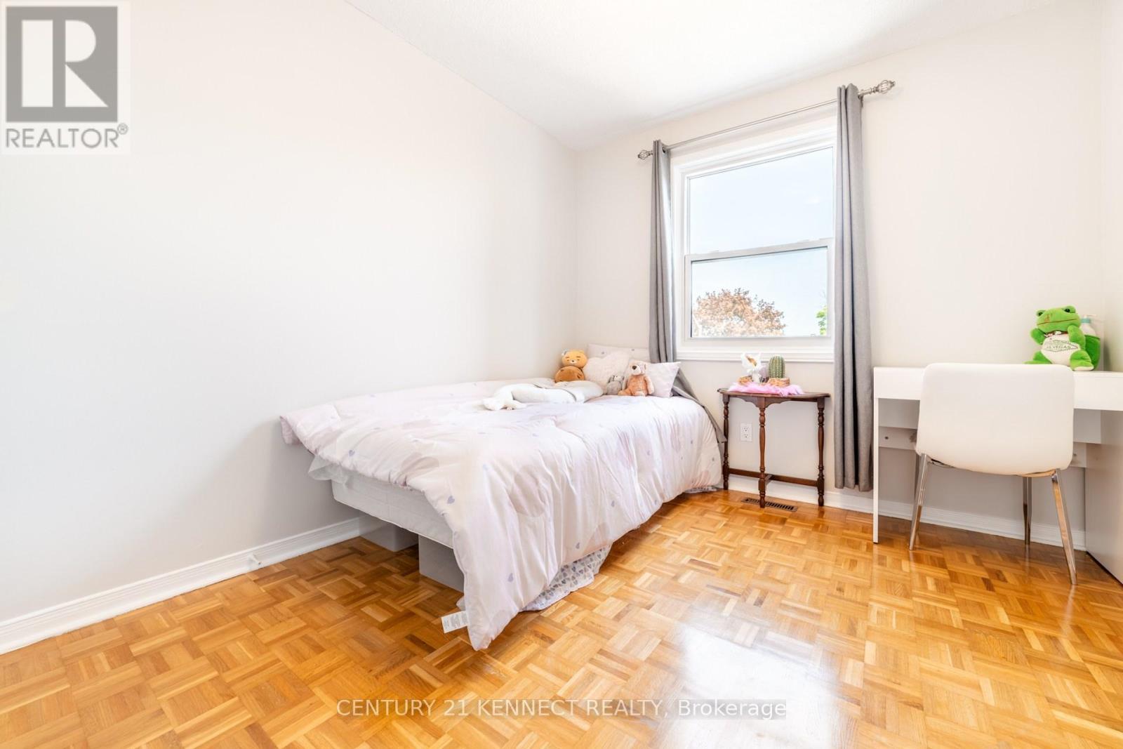 470 Brownridge Drive, Vaughan, ON - Indoor Photo Showing Bedroom