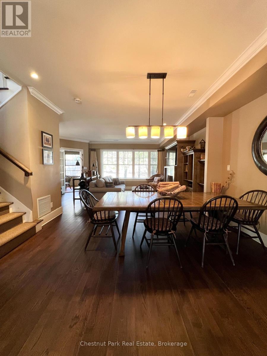 Unit 11 - 301 Emerald Hills Court, Seguin, ON - Indoor Photo Showing Dining Room